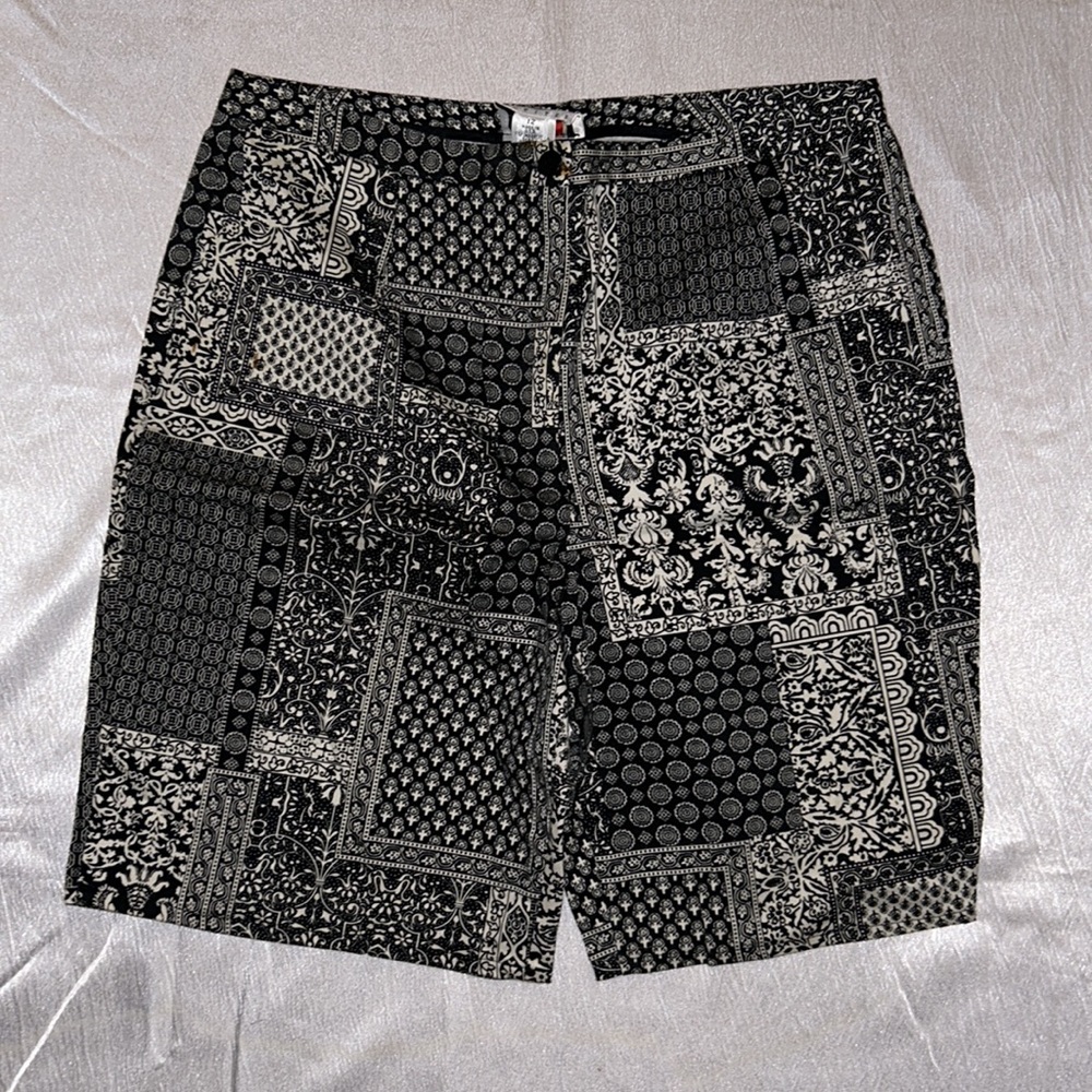 🔥final offer 🔥TALBOTS print short pant women size 12